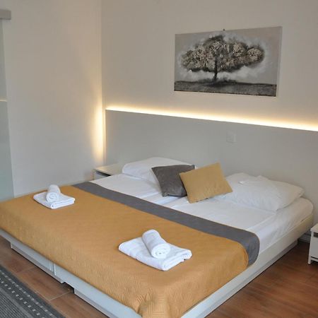 Apartments Matesic Задар Екстер'єр фото